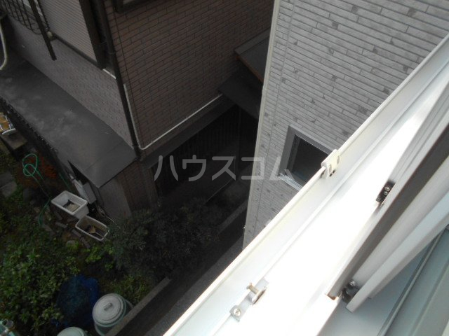 21/30 バルコニー