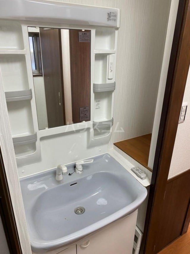 15/28 洗面