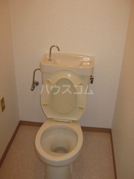 16/23 トイレ