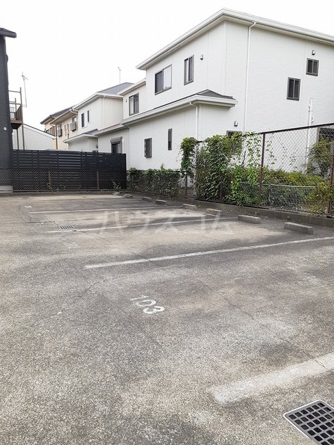 16/22 駐車場