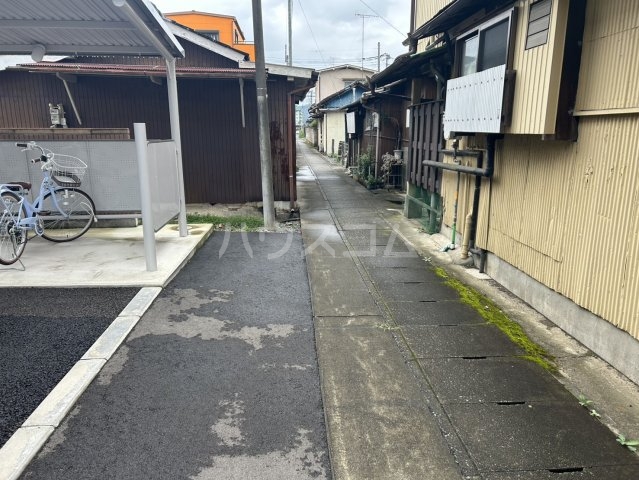 14/15 駐車場