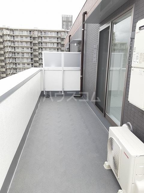 17/26 バルコニー