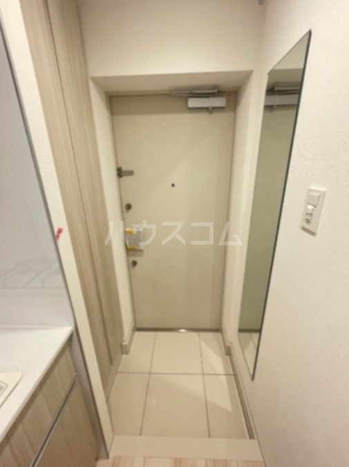 13/30 玄関