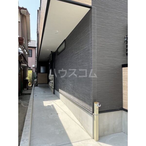 16/26 エントランス