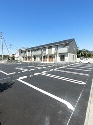 2/5 駐車場