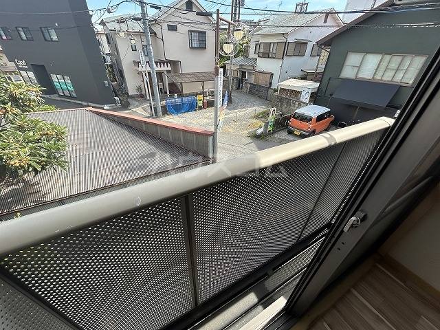 20/28 バルコニー