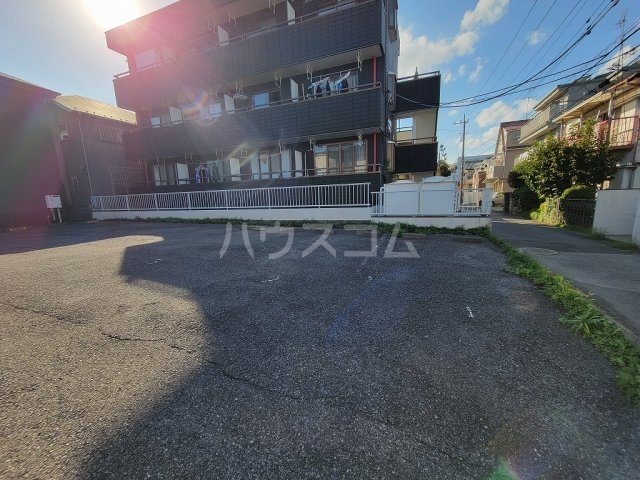 10/11 駐車場