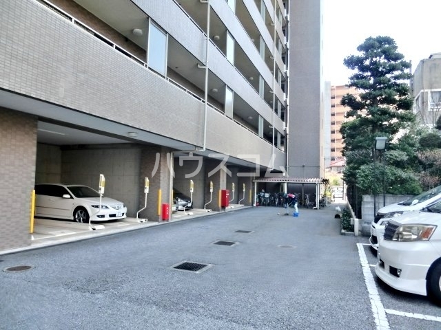 16/25 駐車場