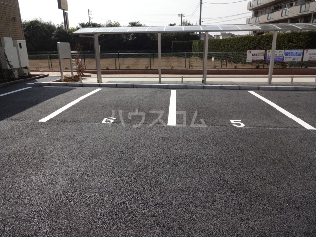 24/26 駐車場