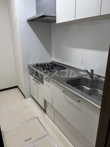 13/30 キッチン
