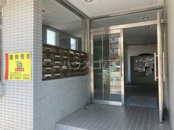 2/6 エントランス