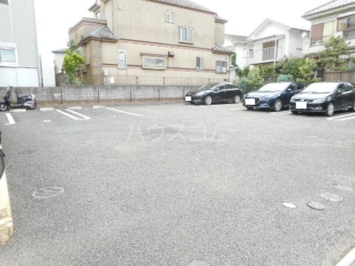2/11 駐車場