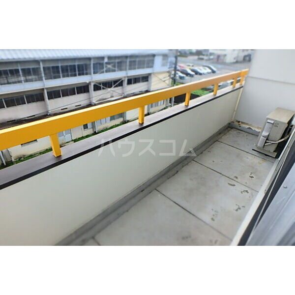 13/30 バルコニー