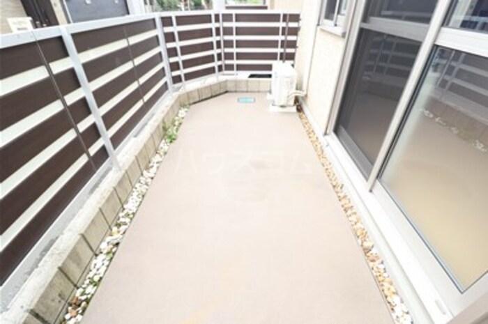 13/14 バルコニー