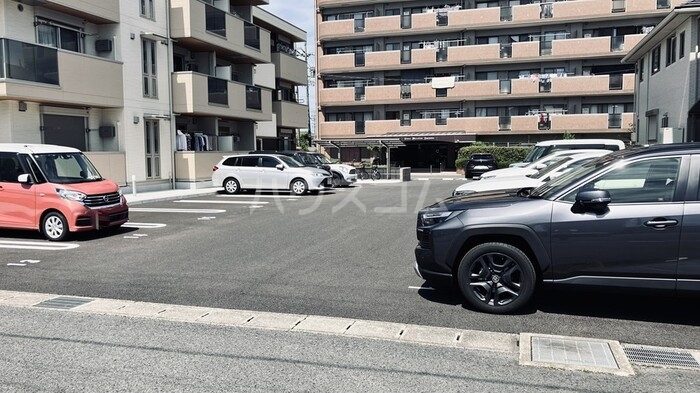19/30 駐車場