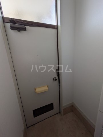 13/30 玄関