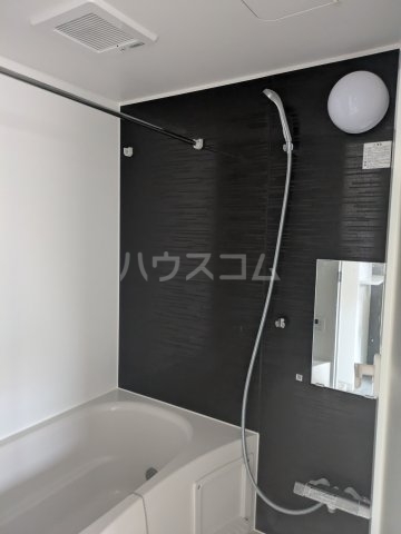 14/30 浴室
