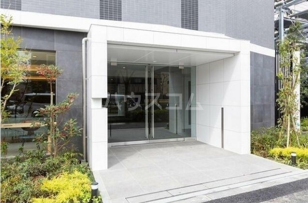 15/26 エントランス