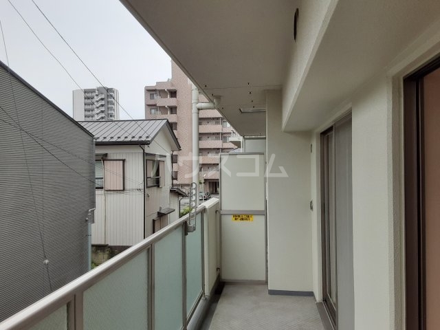 15/28 バルコニー