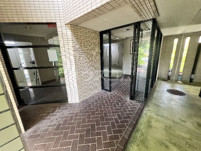 29/30 エントランス