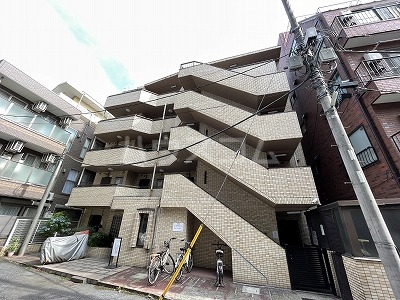 2/30 外観