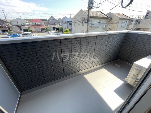 20/30 バルコニー