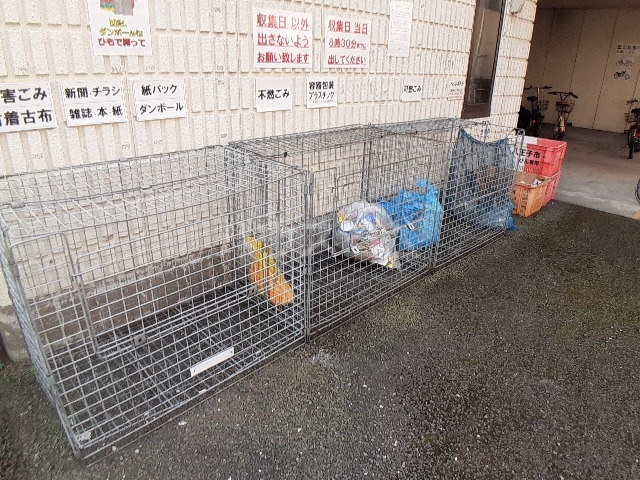 21/30 エントランス