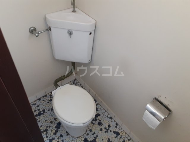 13/30 トイレ