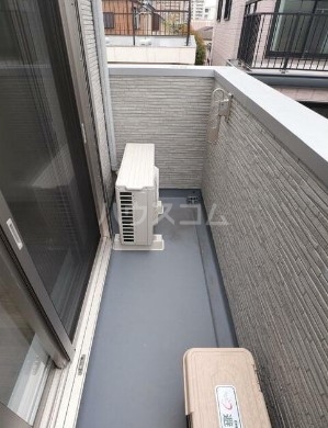 20/30 バルコニー