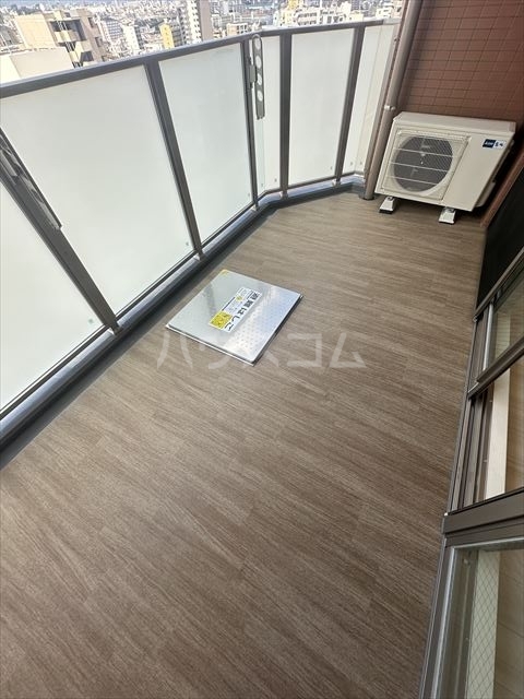 15/27 バルコニー