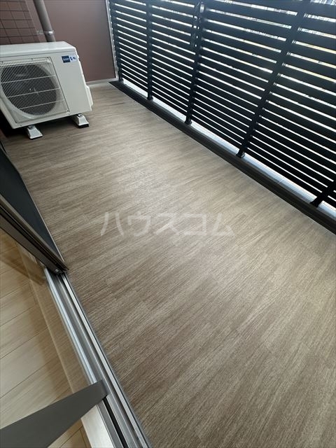 17/30 バルコニー