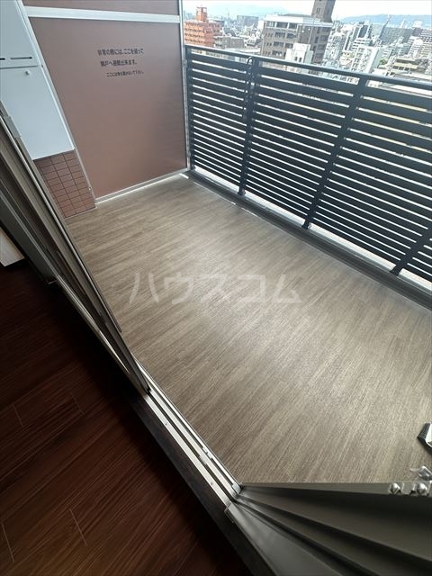 18/30 バルコニー