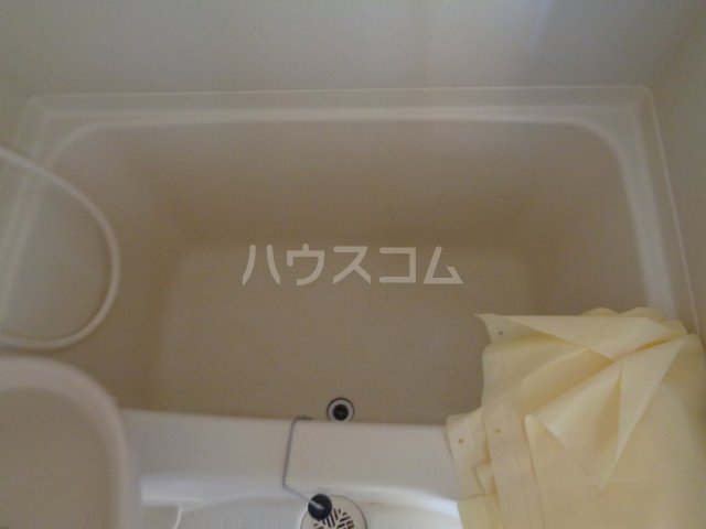 16/30 浴室