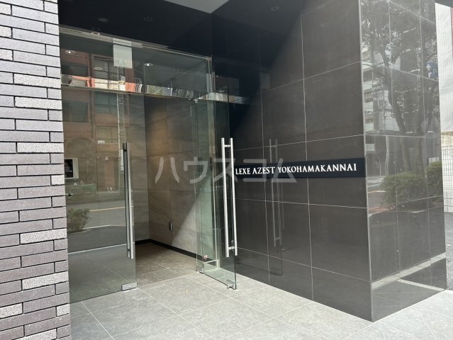 29/30 エントランス