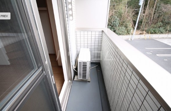 22/28 バルコニー