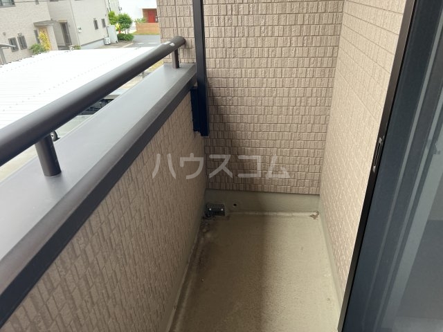 19/27 バルコニー