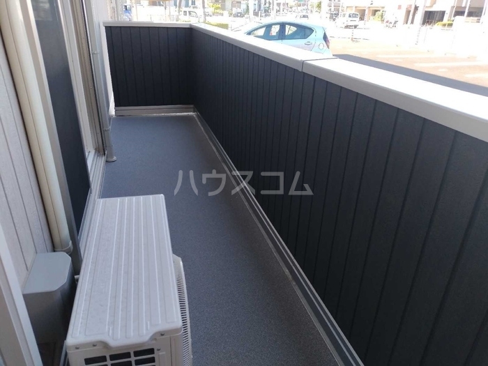 15/23 バルコニー