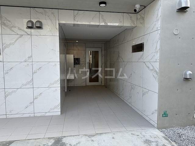 19/29 エントランス