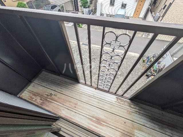 23/30 バルコニー