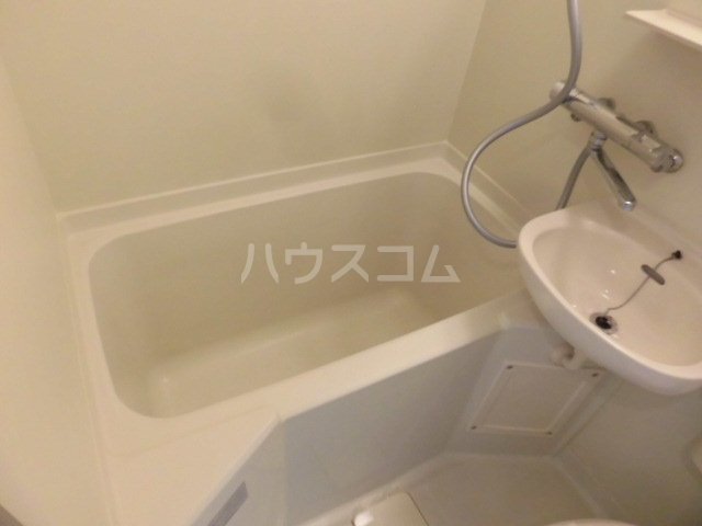 14/30 浴室