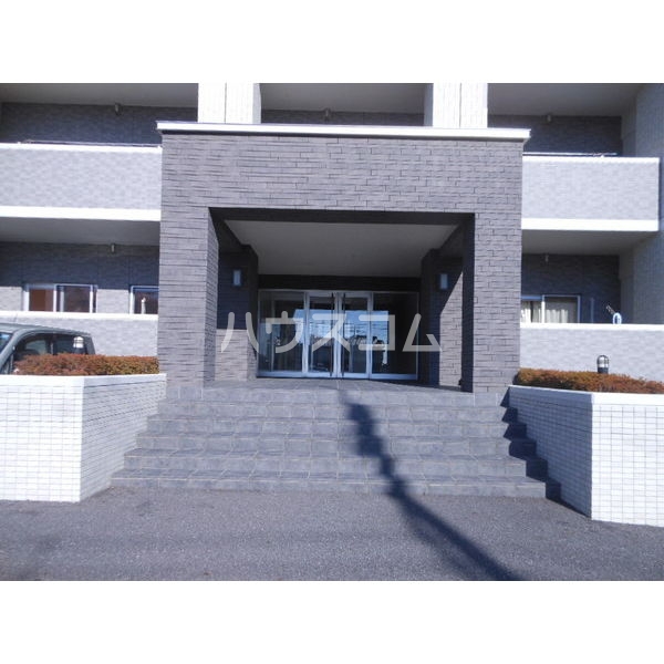 13/21 エントランス