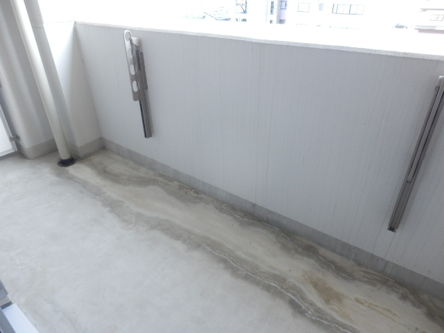 14/30 バルコニー