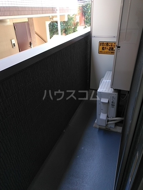 21/30 バルコニー