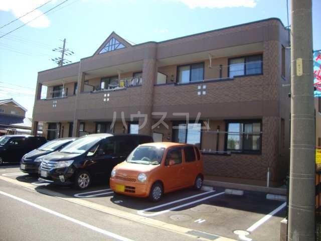 2/5 駐車場