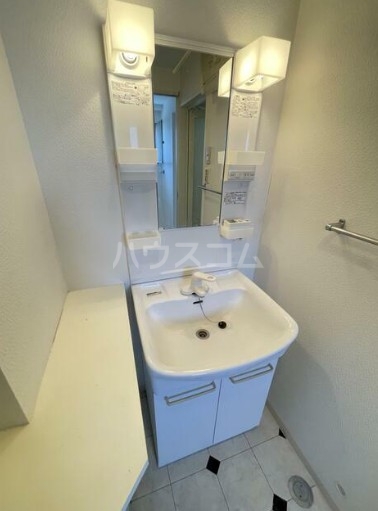 13/30 洗面