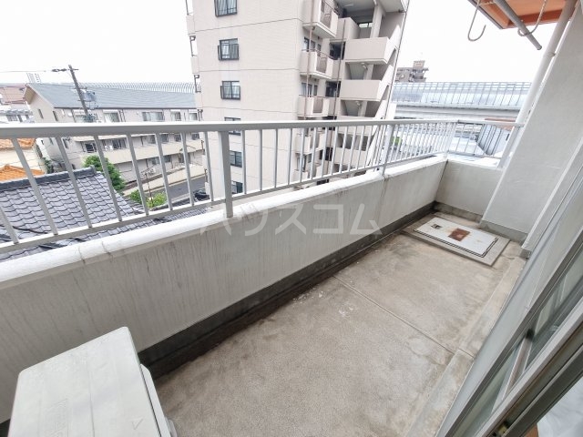 18/22 バルコニー