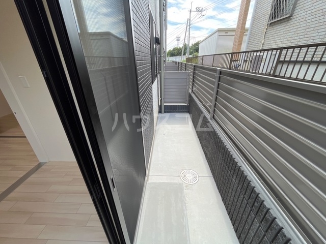 19/22 バルコニー