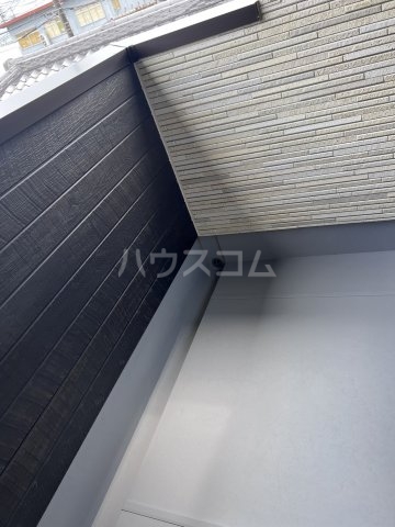 18/28 バルコニー