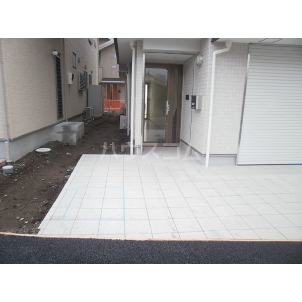 2/5 エントランス
