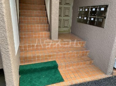 16/24 エントランス